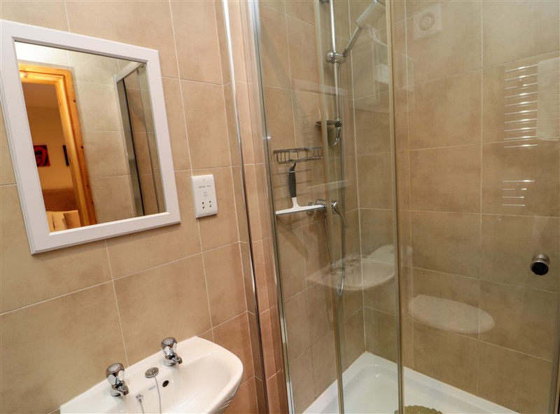 The bathroom at Fir Tree Cottage, Cottonshopeburnfoot near Otterburn