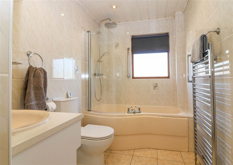 Bathroom at Fircroft, Glencarse near Errol