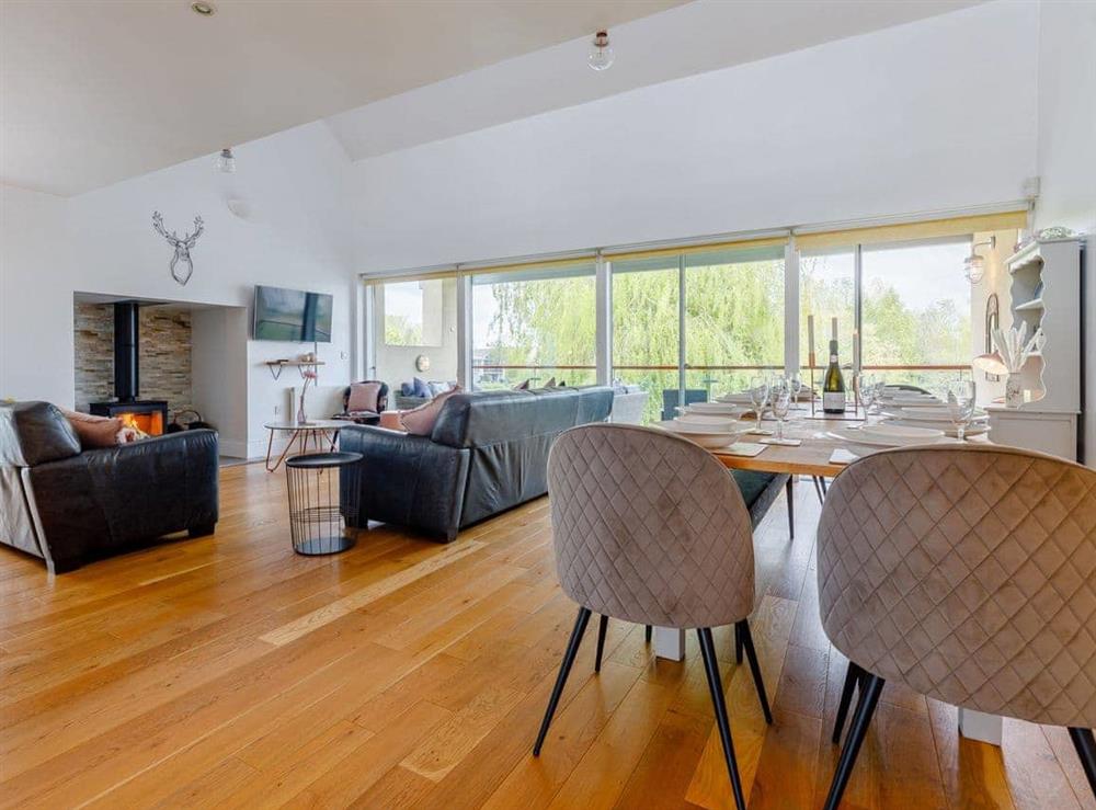 Living room/dining room at Firecrest in Somerford Keynes, Gloucestershire