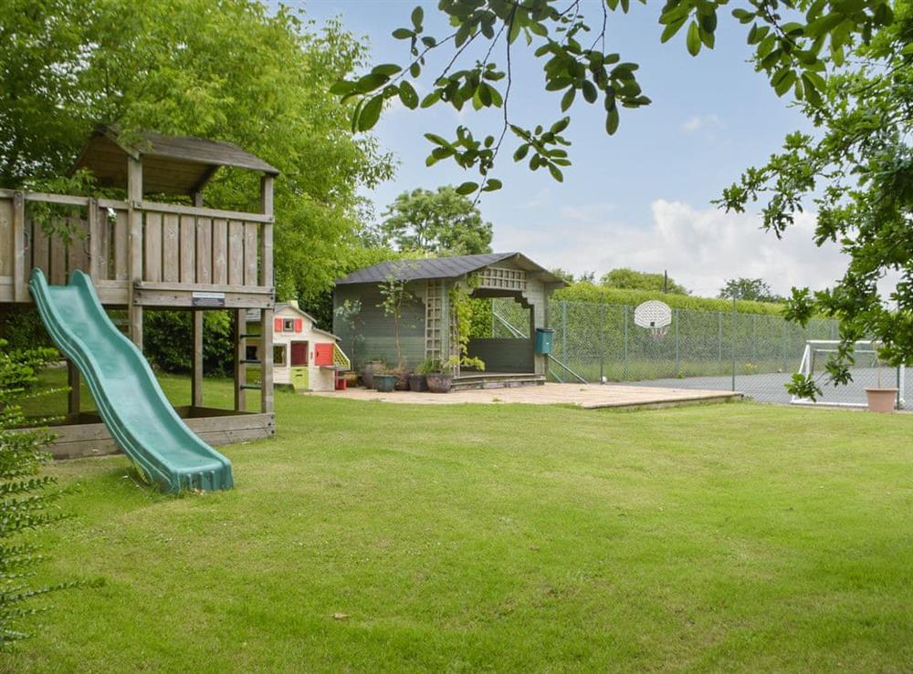Shared on-site facilities at Oak Cottage, 