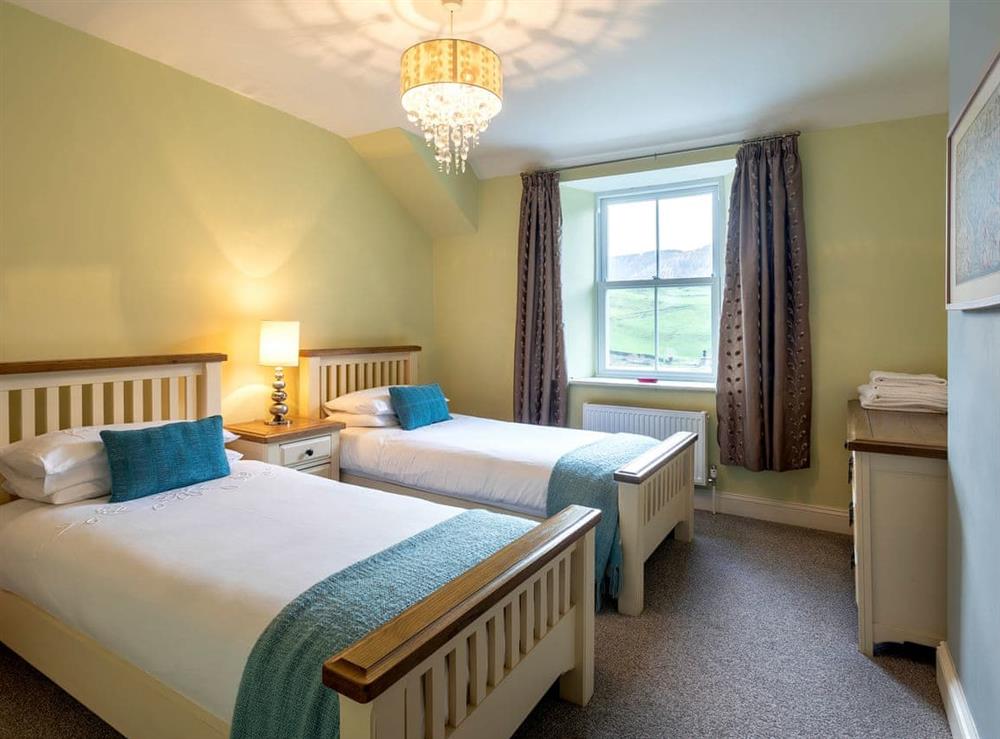 Twin bedroom at Fisher Place in Thirlmere, near Keswick, Cumbria