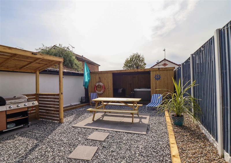 Outside (photo 2) at Fishermans Cottage, Prestatyn
