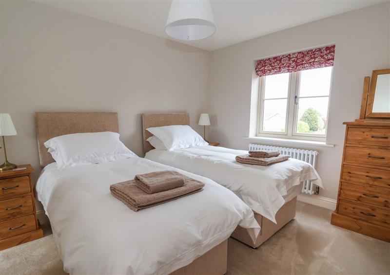 One of the 3 bedrooms at Fishermans Lodge, Newton upon Derwent near Wilberfoss