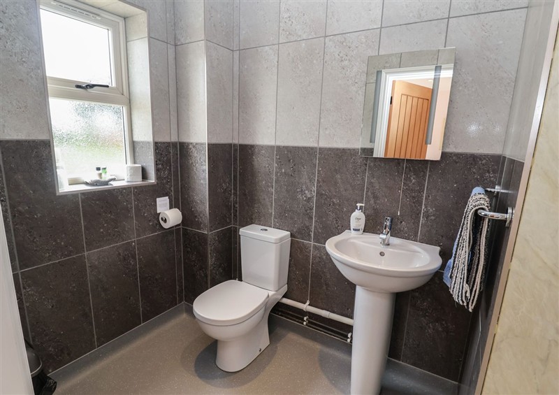 Bathroom at Fishermans Rest, Ipswich