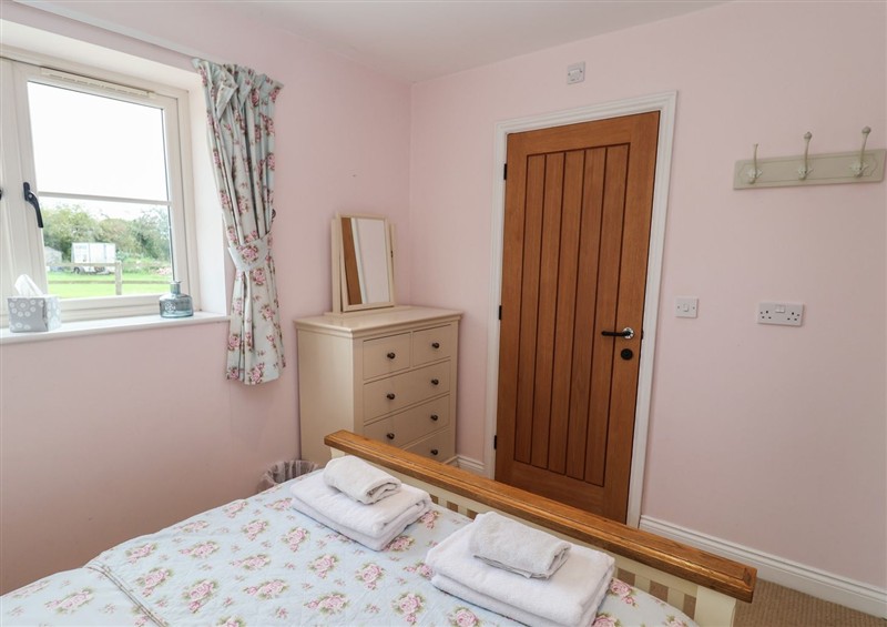 This is a bedroom (photo 2) at Fishermans Rest, Ipswich