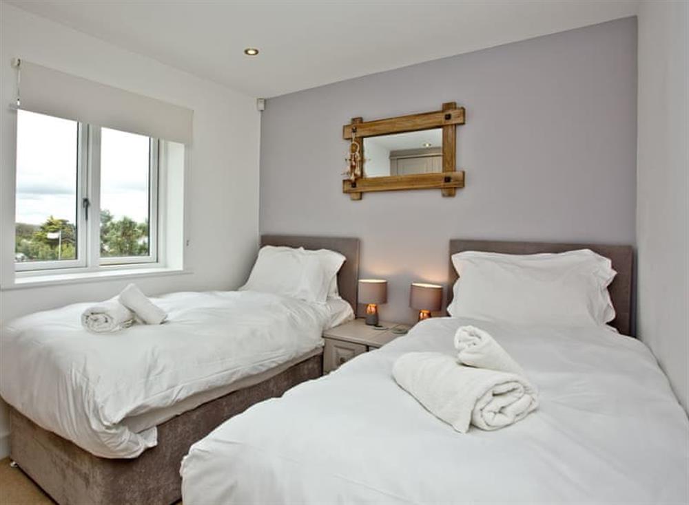Twin bedroom at Fistral Peak in , Newquay