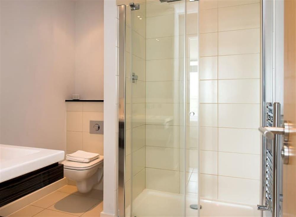 En-suite (photo 2) at Fistral View in 3 Cribbar, Newquay