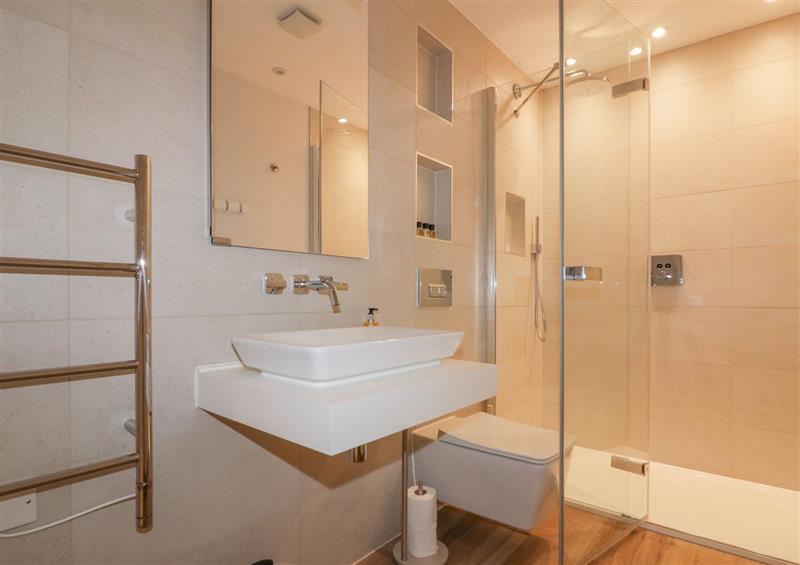 This is the bathroom at Fistral Watch, Pentire