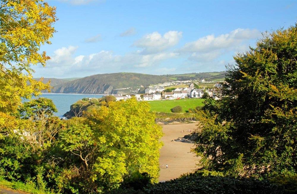 The setting at Five Bays View in Aberporth, Cardigan and Ceredigion, Dyfed