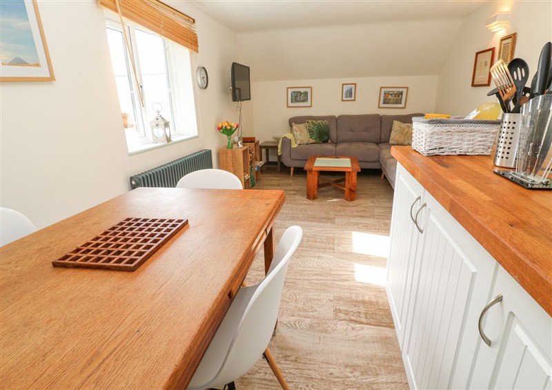 The dining room at Five Elements Barn, St Agnes