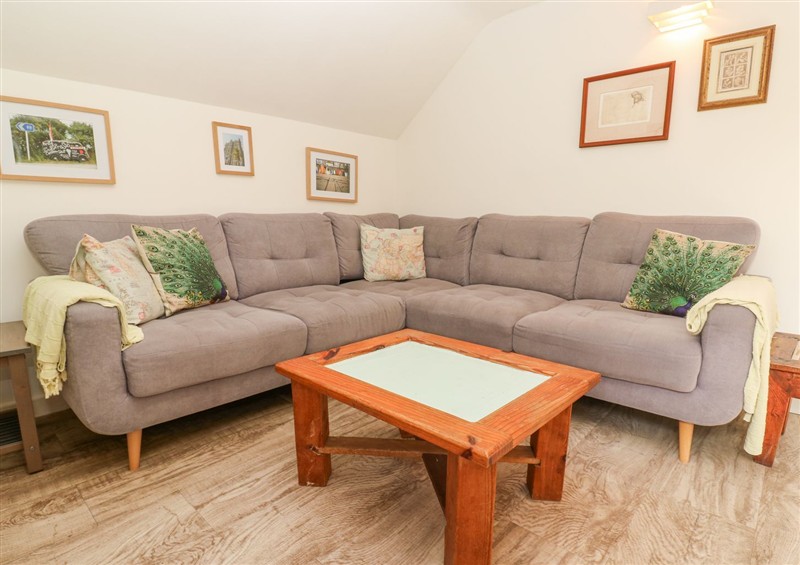 The living room at Five Elements Barn, St Agnes