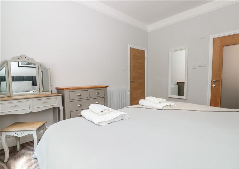 This is the bedroom (photo 2) at Flat 1 Byfield, Torquay