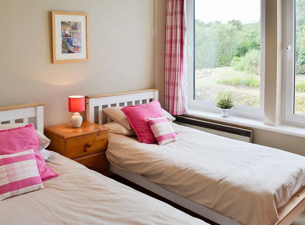 Charming twin bedded room at Flat 10 in Coverack, near Helston, Cornwall