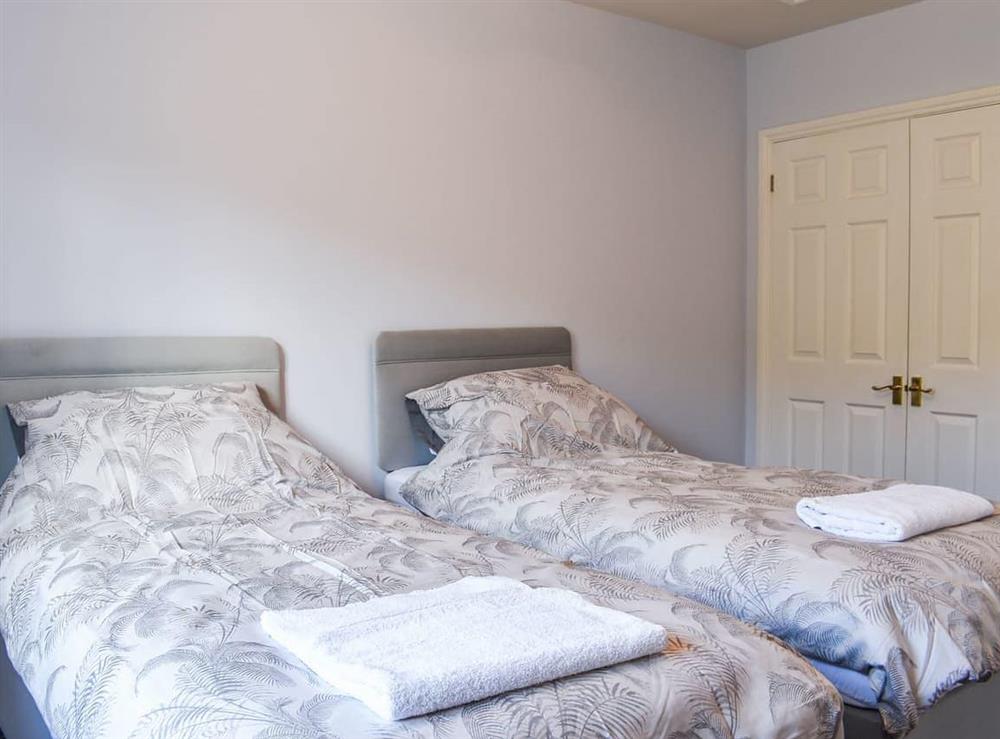 Twin bedroom at Flat 15 in Newquay, Cornwall
