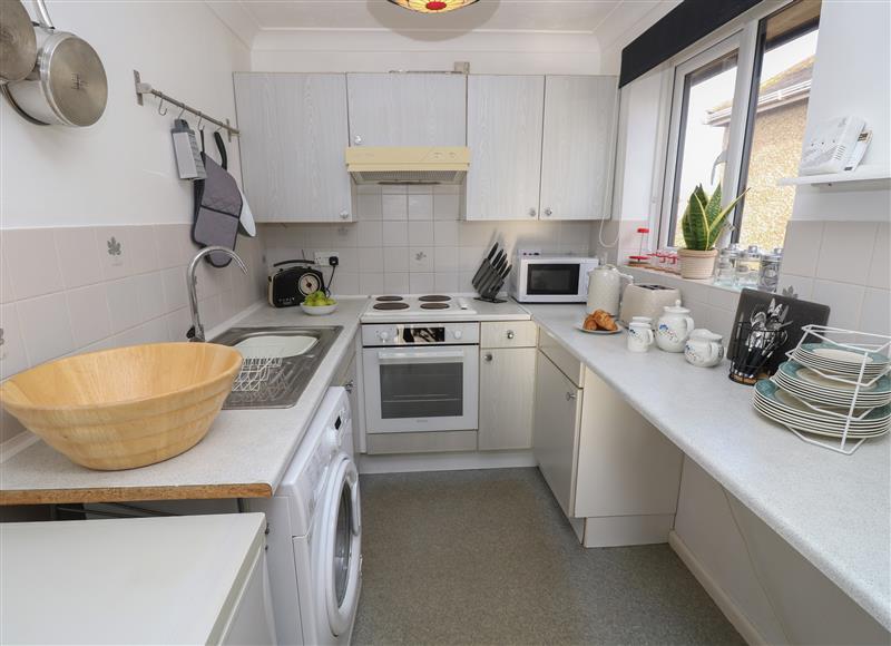 This is the kitchen at Flat 2, Clifton Gardens, Southampton