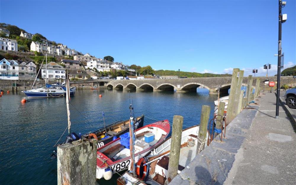 Looking back to the lovely Looe bridge.