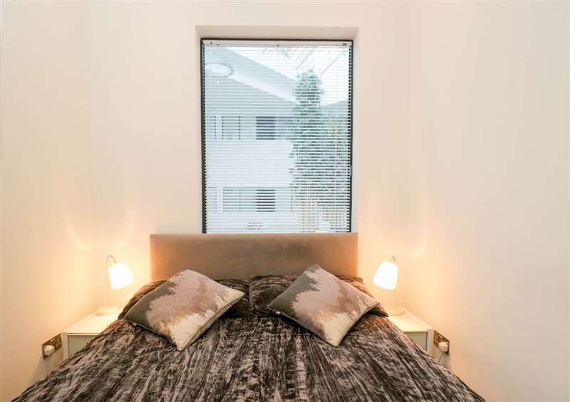 A bedroom in Flat 53 (photo 2) at Flat 53, Slough
