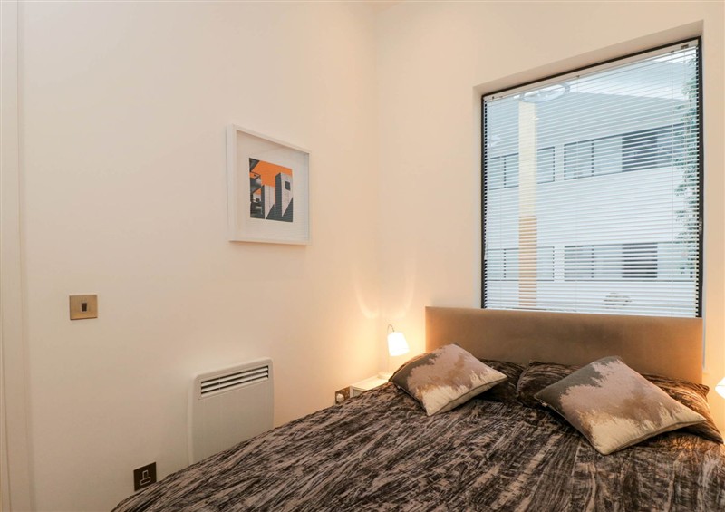 A bedroom in Flat 53 (photo 3) at Flat 53, Slough