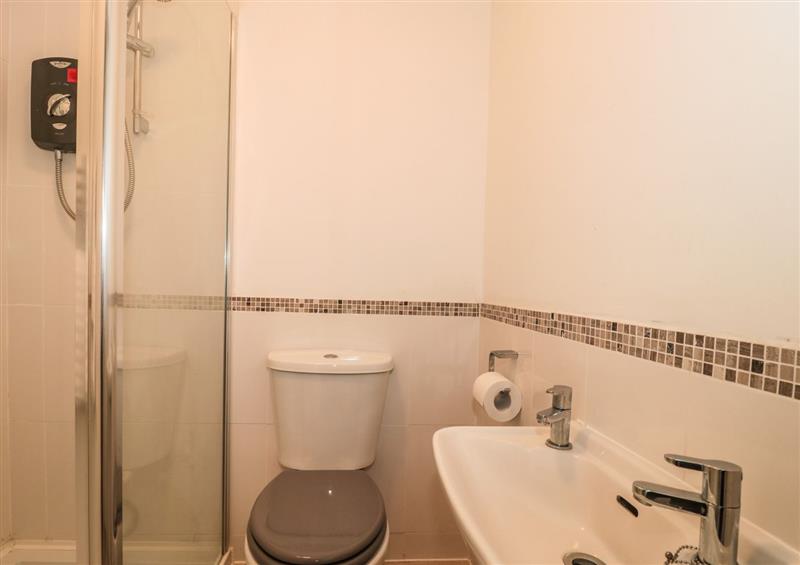 This is the bathroom at Flat 6 - 5 High East Street, Dorchester