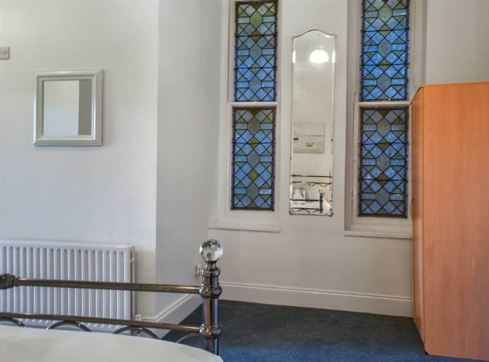 Double bedroom (photo 2) at Flat 7 Clifton House in Ilfracombe, Devon