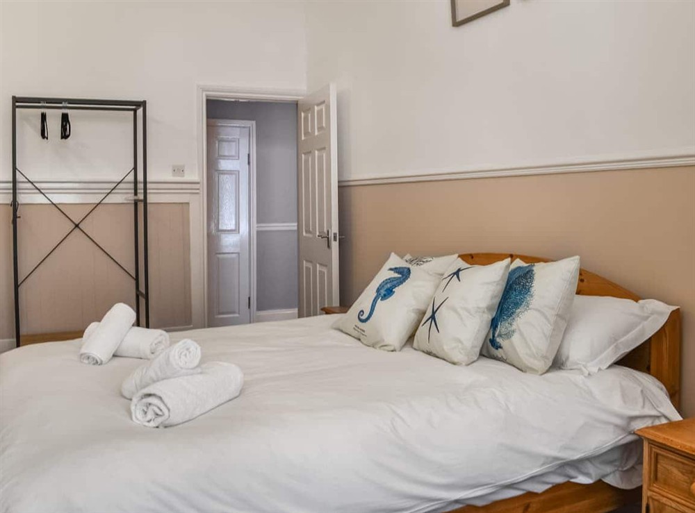 Double bedroom (photo 4) at Flat 7 Clifton House in Ilfracombe, Devon