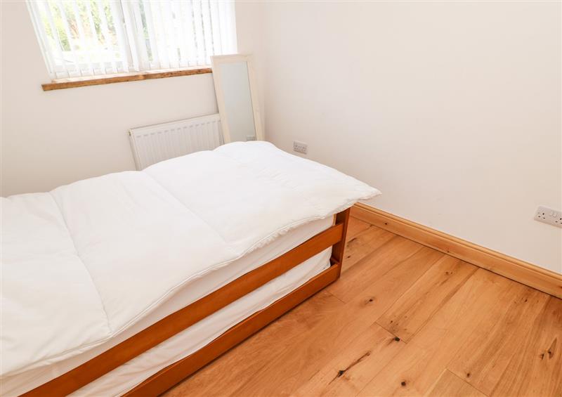 This is a bedroom (photo 3) at Flat Above 27, Bishop Auckland