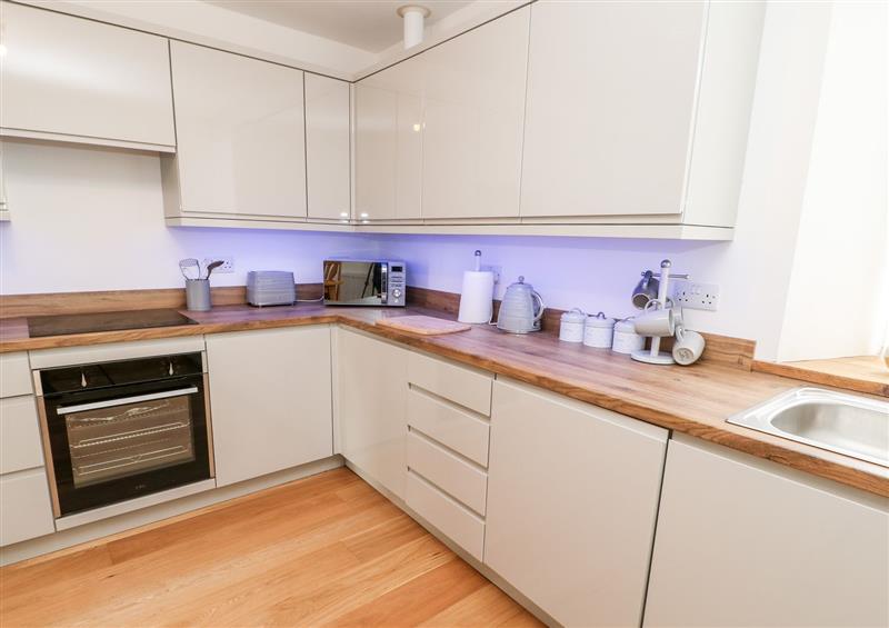 This is the kitchen (photo 4) at Flat Above 27, Bishop Auckland