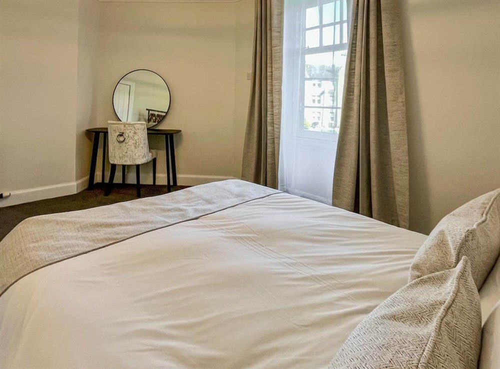 Double bedroom (photo 3) at Flat C @ FourQueenStreet in Dundee, Angus