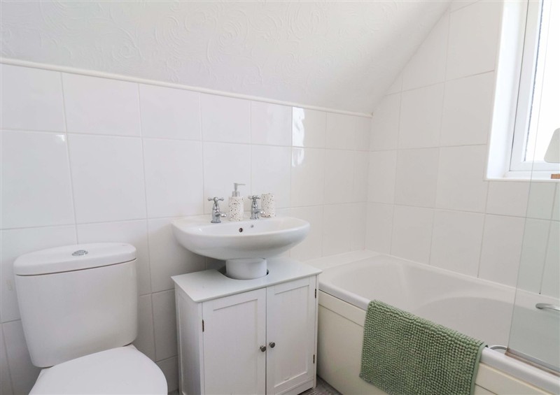This is the bathroom at Floraville, Cayton Bay