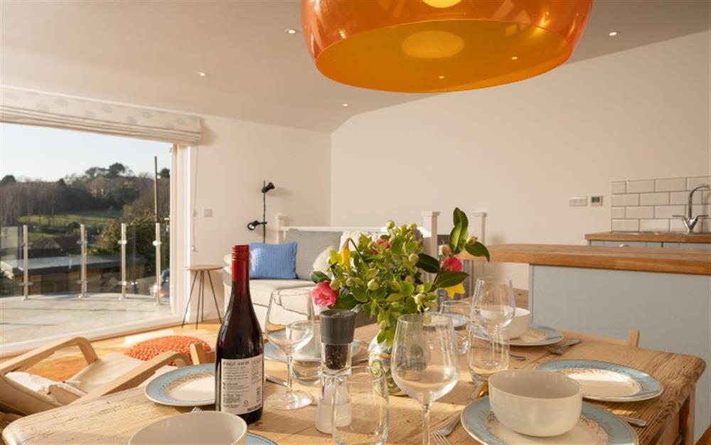 The dining area at Florence Cottage in Slapton