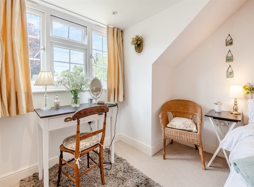 Double bedroom (photo 5) at Florence Cottage in Sturminster Newton, near Dorset, England
