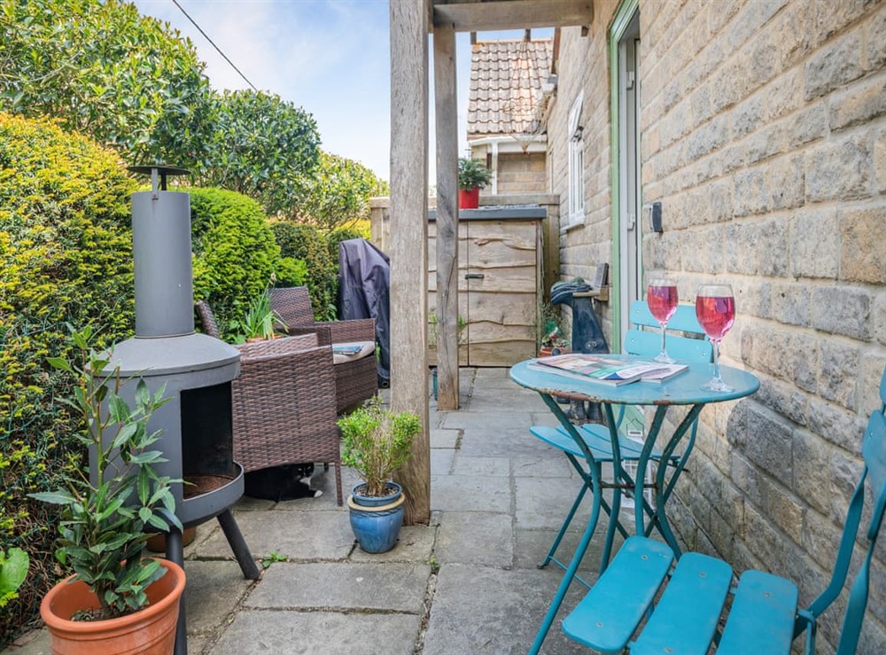 Sitting-out-area (photo 2) at Florence Cottage in Sturminster Newton, near Dorset, England
