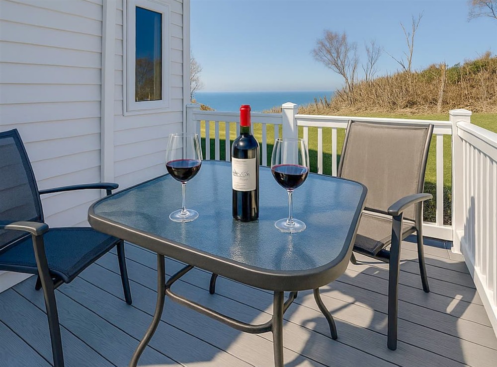 Sitting-out-area at Flowers Of May Getaway in Minster on Sea, near Faversham, Berkshire