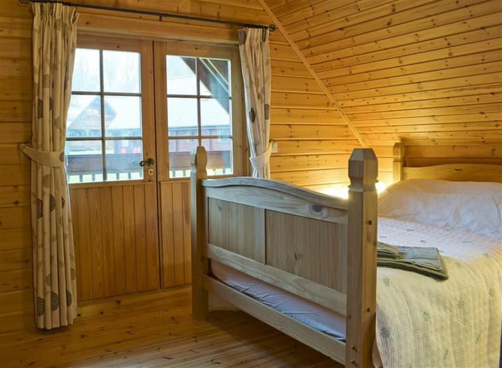 Charming double bedroom at Flynns Lodge in Llanbedr, near Harlech, Gwynedd