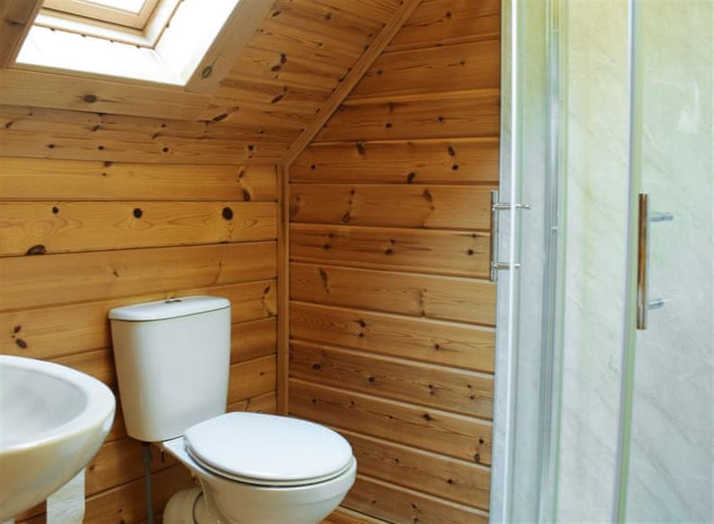 En-suite at Flynns Lodge in Llanbedr, near Harlech, Gwynedd