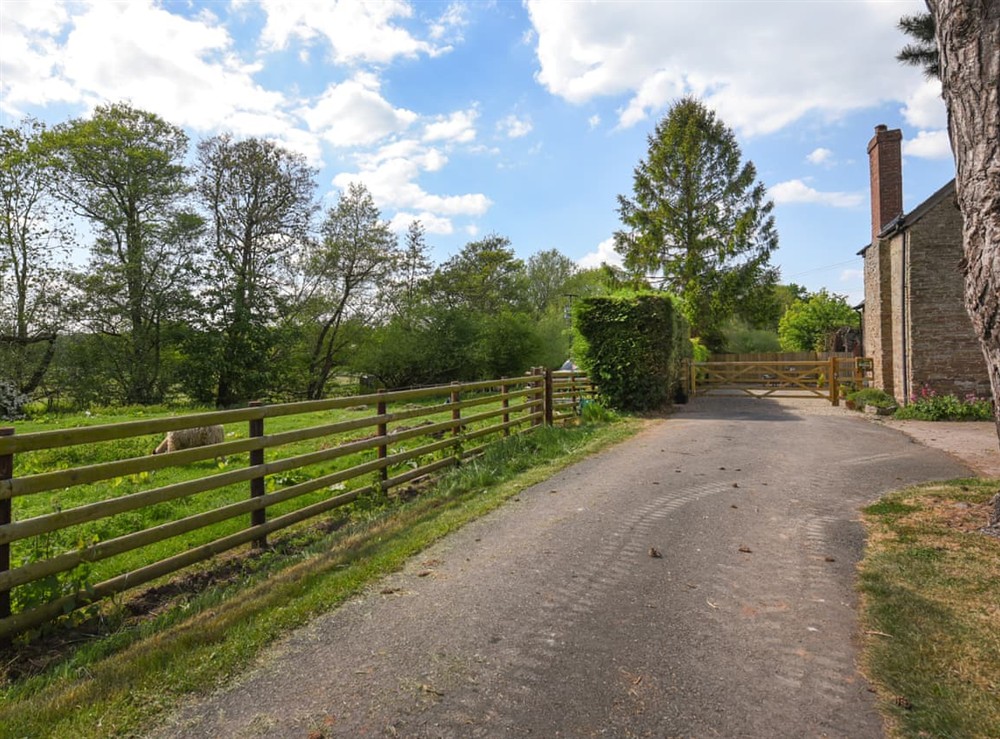 Driveway at Ford Farm in Leominster, Herefordshire