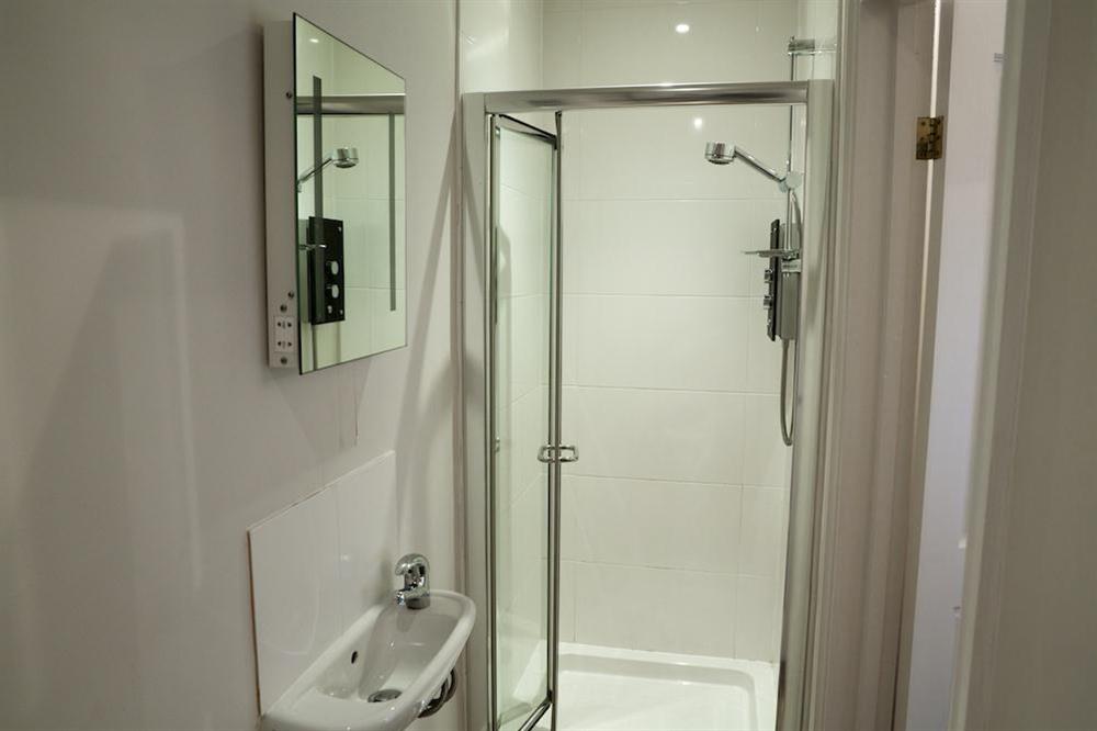 Ground floor shower room at Fordlea in , Salcombe