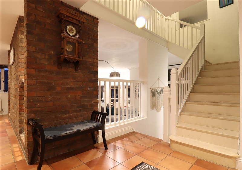 Relax in the living area at Forest Getaway, Burnham Beeches near Farnham Common