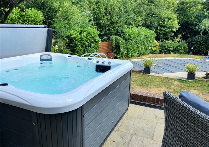 There is a hot tub at Forest Getaway, Burnham Beeches near Farnham Common