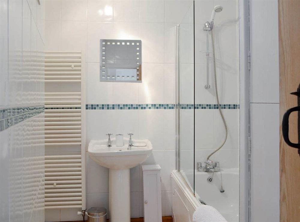 Family bathroom with shower over bath at Forest View in Peak Forest, near Buxton, Derbyshire