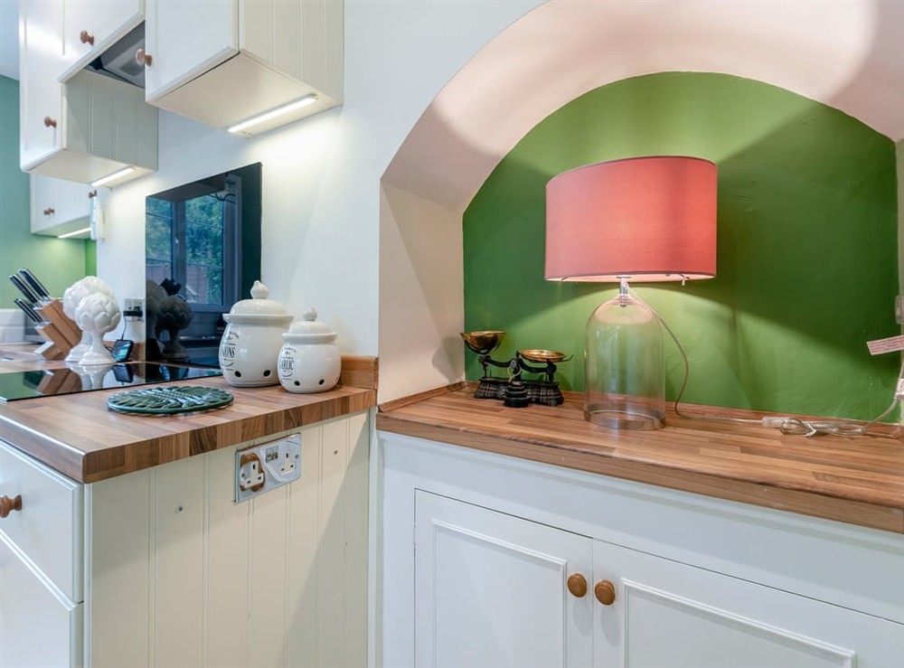 Kitchen/diner (photo 5) at Foresters Rest in Selborne, Hampshire