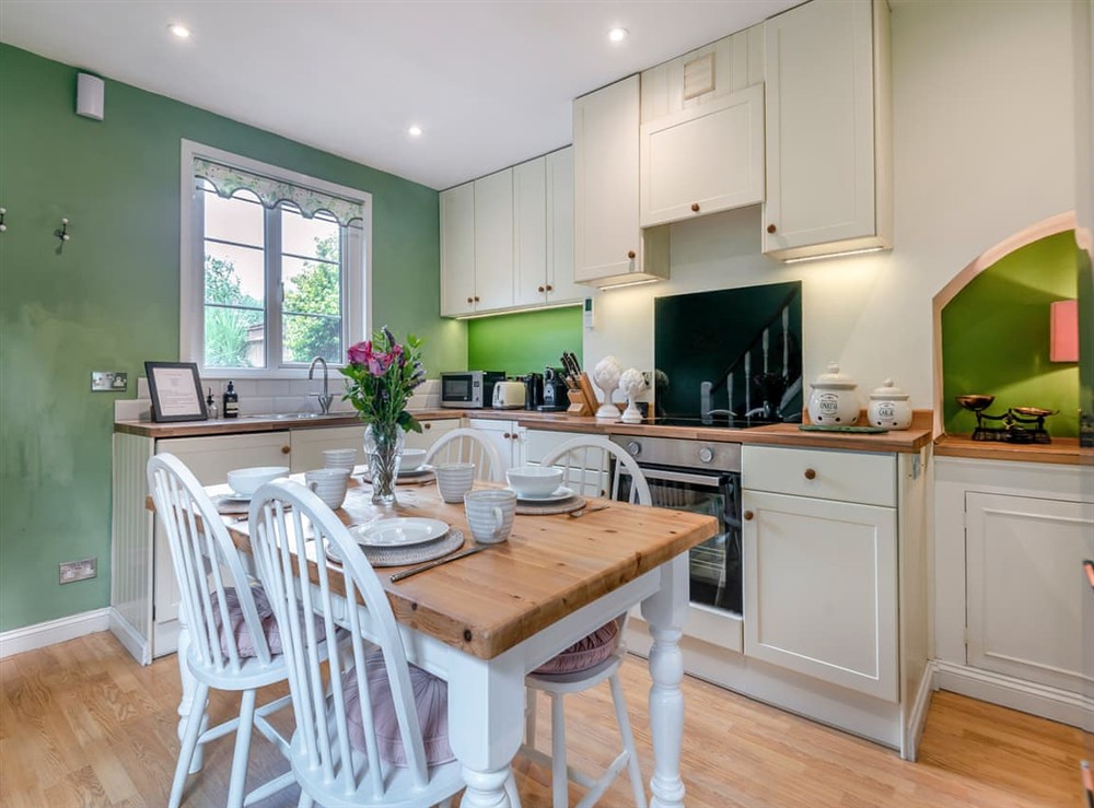 Kitchen/diner at Foresters Rest in Selborne, Hampshire