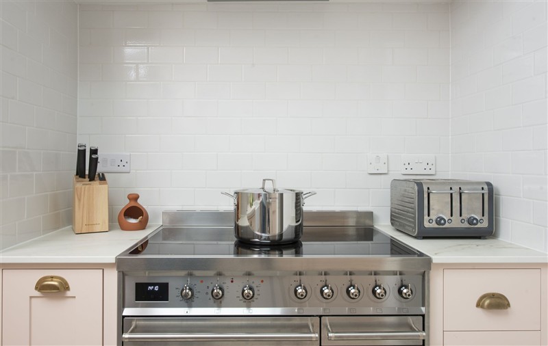 The kitchen (photo 2) at Forget Me Not Cottage, Cornwall