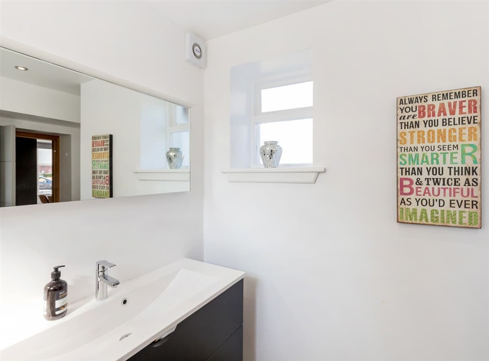 Bathroom (photo 3) at Formans Lodge in Musselburgh, East Lothian