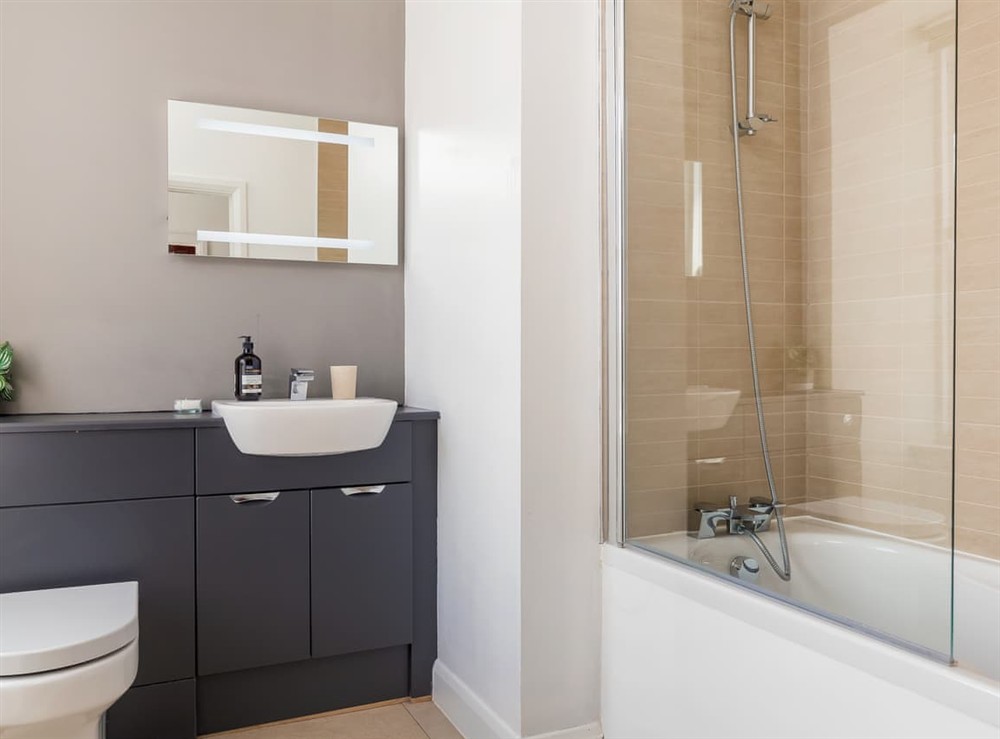 Bathroom at Formans Lodge in Musselburgh, East Lothian