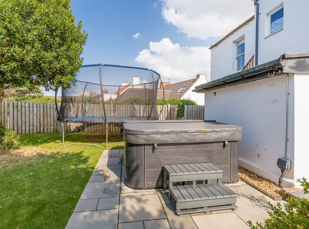 Hot tub at Formans Lodge in Musselburgh, East Lothian