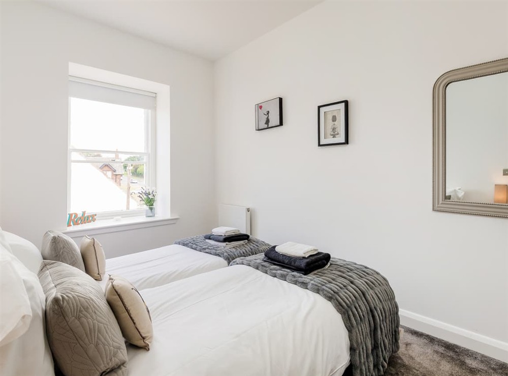 Twin bedroom (photo 2) at Formans Lodge in Musselburgh, East Lothian