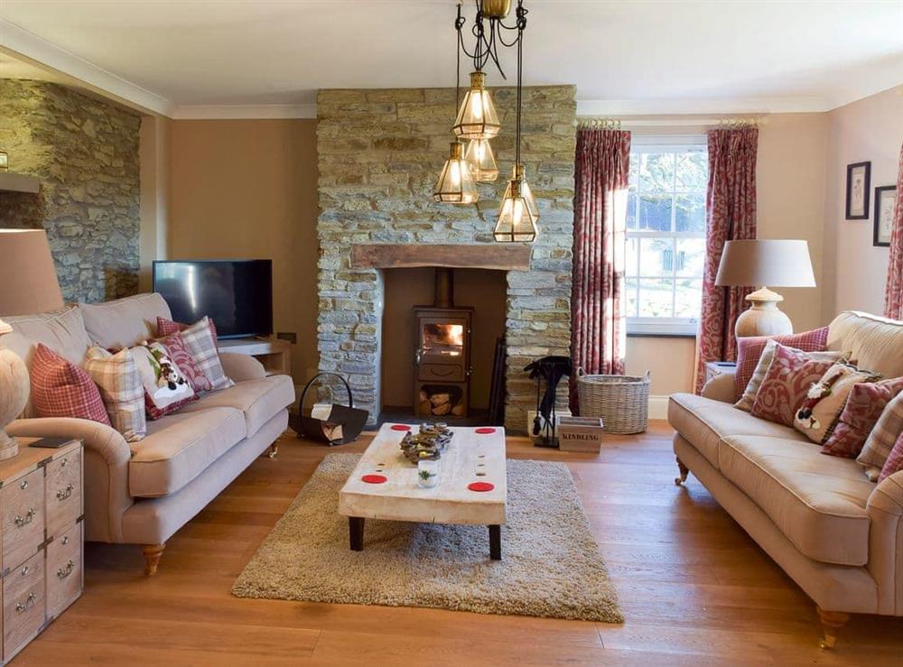 Spacious living room at Fountain Hill in Eglwyswrw, near Cardigan, Pembrokeshire, Dyfed