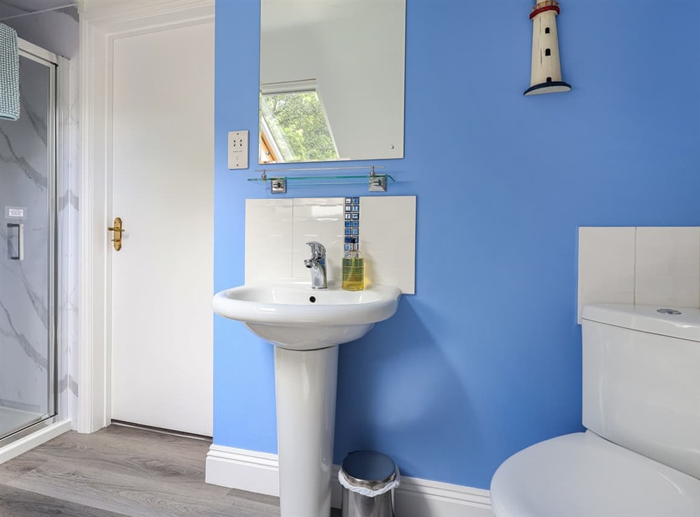 Bathroom (photo 3) at Four Oaks in All Berkshire, England