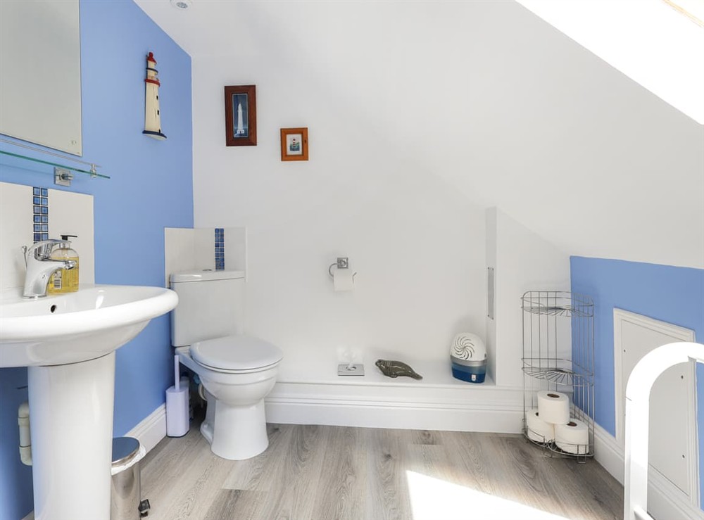 Bathroom at Four Oaks in All Berkshire, England